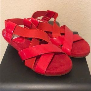 🖤 Red AJ Valenci Sandals with low heel size 7